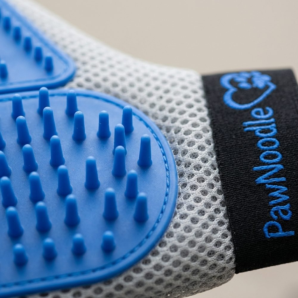 PawNoodle Pet Grooming Glove