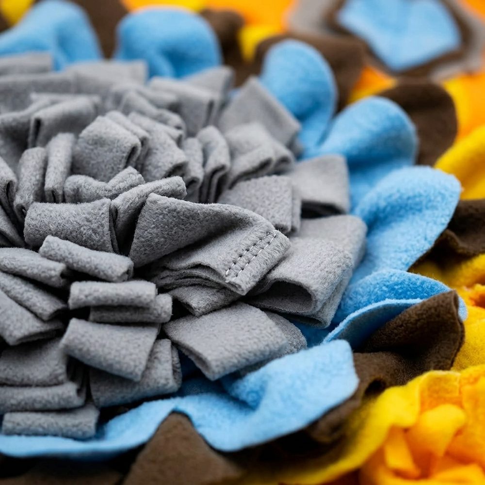 PawNoodle Snuffle Mat